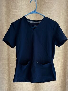 Fabletics Women's Navy small V-Neck Scrub Set-top and medium bottoms